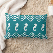 青い海の馬の沿岸生活に白 ランバークッション (ブランケット)