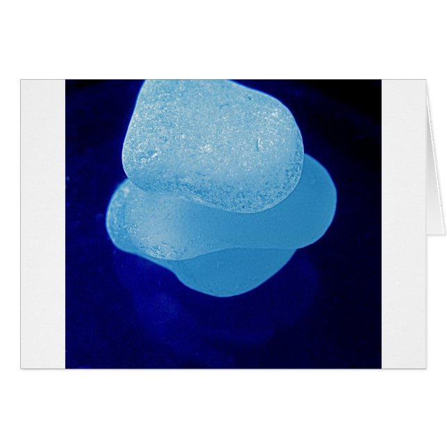 青い海ガラスの反射 (正面横)