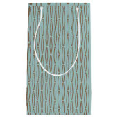 青い淡い色の幾何反復 スモールペーパーバッグ (正面)