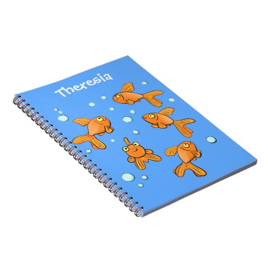 青い漫画の上にかわいいオレンジ色の金魚イラストレーション ノートブック (右側)