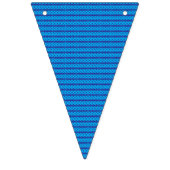 青い澄ん空が穏やかな深い青の上に広がる バンティングフラッグ (第1の旗)