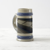 青い灰色のトラックでレース ビールジョッキ (正面左)