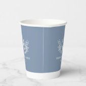青い灰色の上に白いモノグラムの植物花 紙コップ (右)
