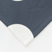 青い灰色の白い水玉模様 フリースブランケット (角)