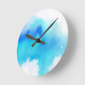 青い点、水彩画の抽象的な手塗り ラウンド壁時計 (傾斜)