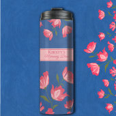 青い熱かわいらしのタンブラーにピンクの花 タンブラー