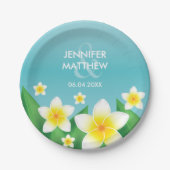 青い熱帯の花に白いフランジパニ結婚の花 ペーパープレート (正面)