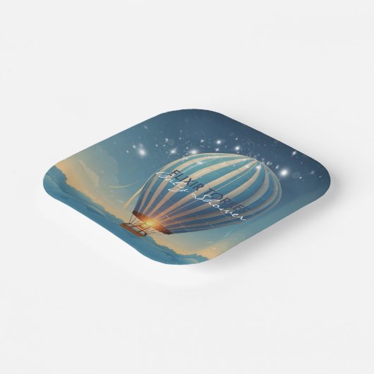 青い熱気球アドベンチャーが赤ちゃんシャワーを待つ ペーパープレート (傾斜あり)