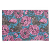 青い牡丹とレンチ 枕カバー (正面右)