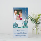 青い白いオーナメントフォトクリスマスカード シーズンカード (スタンド正面)