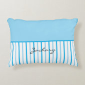 青い白いストライプ文字の名前 アクセントクッション (正面)