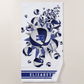 青い白いバスケットボールが女の子をモノグラムの主演 ビーチタオル (正面)