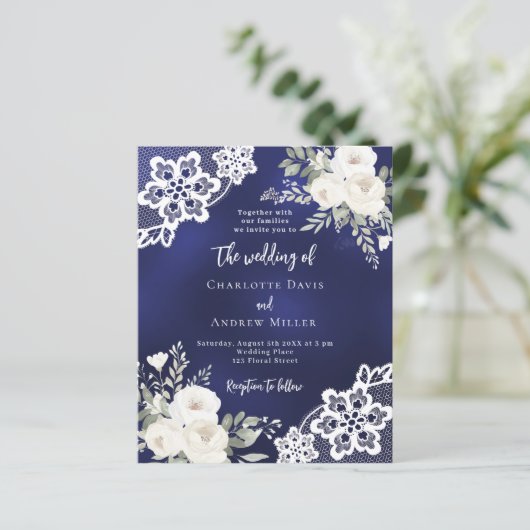 青い白いバラのレースのウェディング招待状 (スタンド正面)