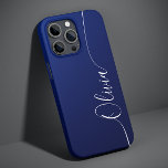 青い白い書エレガント跡のスクリプト名 Case-Mate iPhone 14ケース<br><div class="desc">青きらめく白エレガント書のスクリプトのタイポグラフィ名カスタムiPhone 14電話のケースはトレンディーとデザインを備えパーソナライズされたてモダン、手のきらめくのを持つ書のスクリプトのをメタリックな青の背景。©Evco Studio www.zazzle.com/store/evcostudioによる設計</div>