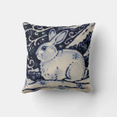 青い白うさぎ雪の冬Chinoiserieコバルト クッション (裏面)