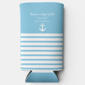 青い白のパーソナライズされた目的地の結婚式の好意 スリム缶クーラー (正面)