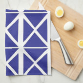 青い白の幾何三角形パターン キッチンタオル (四つ折り)