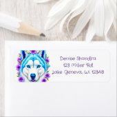 青い目と花を持つハスキー犬 ラベル (インサイチュ)