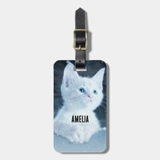 青い目をした可愛いかわいらし白い子猫 ラゲッジタグ (正面縦)