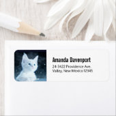 青い目をした可愛いかわいらし白い子猫 ラベル (インサイチュ)