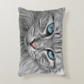 青い目をした白猫 アクセントクッション (正面(垂直))