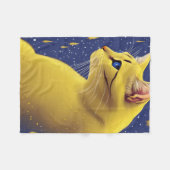 青い目をした美しい黄色い猫 フリースブランケット (正面(横))