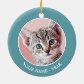 青い目を持つかわいい子ネコ セラミックオーナメント (裏面)