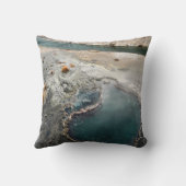 青い穴 クッション (裏面)