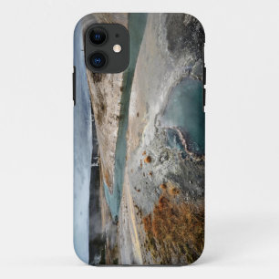 青い穴 iPhone 11 ケース