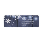 青い納屋の木の雪の結晶は素朴な結婚の ラベル (正面)