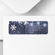 青い納屋の木の雪の結晶は素朴な結婚の