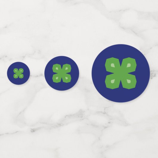 青い紙吹雪上の幾何学的4枚葉クローバー コンフェッティ (正面)