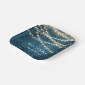 青い素朴木製ストリングライトウェディングパーティー ペーパープレート (傾斜あり)