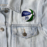 青い緑のチームカラーズガールズバスケットボールガールズ 缶バッジ<br><div class="desc">このバスケックールトボールをテーマにしたボタンは、青、白、緑の色の付いたパネルが交互に入ったバスケットボールのリアルなイメージを備えカスタマイズ、学校名、マスコット名、選手の名前、ジャージー番号と、katz_d_zynesによる簡単に変更できる</div>