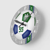 青い緑のチームカラーズサッカーストライプチーム ラウンド壁時計 (傾斜)