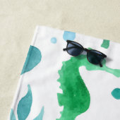 青い緑の海の海イルカ白いモノグラム ビーチタオル (インサイチュ)