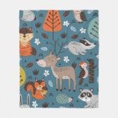 青い背中に森林動物とシームレスな模様 フリースブランケット (正面)