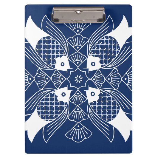 青い背景との水中魚のデザイン クリップボード (正面)