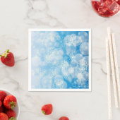 青い背景にクリスマスの雪の結晶 スタンダードカクテルナプキン (インサイチュ)