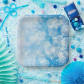 青い背景にクリスマスの雪 ペーパープレート (パーティー)