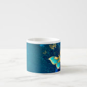 青い背景に浮かぶ金色の蝶 エスプレッソカップ (正面)