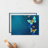 青い背景に浮かぶ金色の蝶 ノートカード (正面/裏面インサイチュ)