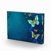 青い背景に浮かぶ金色の蝶 フォトブロック (右)