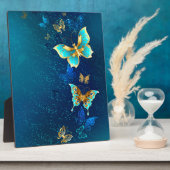 青い背景に浮かぶ金色の蝶 フォトプラーク (側面)