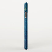 青い背景に浮かぶ金色の蝶 iPhoneケース (右側)