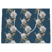 青い背景に白いバラ離れと金ゴールド ラージペーパーバッグ (正面)