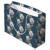青い背景に白いバラ離れと金ゴールド ラージペーパーバッグ (裏面アングル)