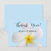 青い背景に白いプルメリア、トロピカル、フラワーリング サンキューカード (正面/裏面)