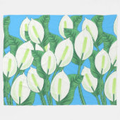 青い背景に白い平和淡い色ののユリ フリースブランケット (正面(横))