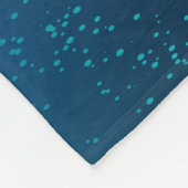 青い背景に金の蝶 フリースブランケット (角)